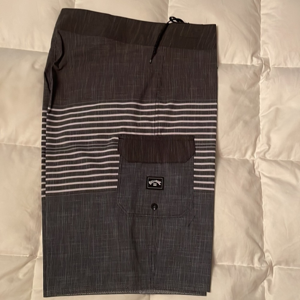 Billabong Pro Boardshorts NWT